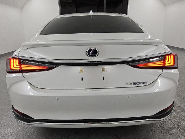 2021 LEXUS ES 300H #3304530463