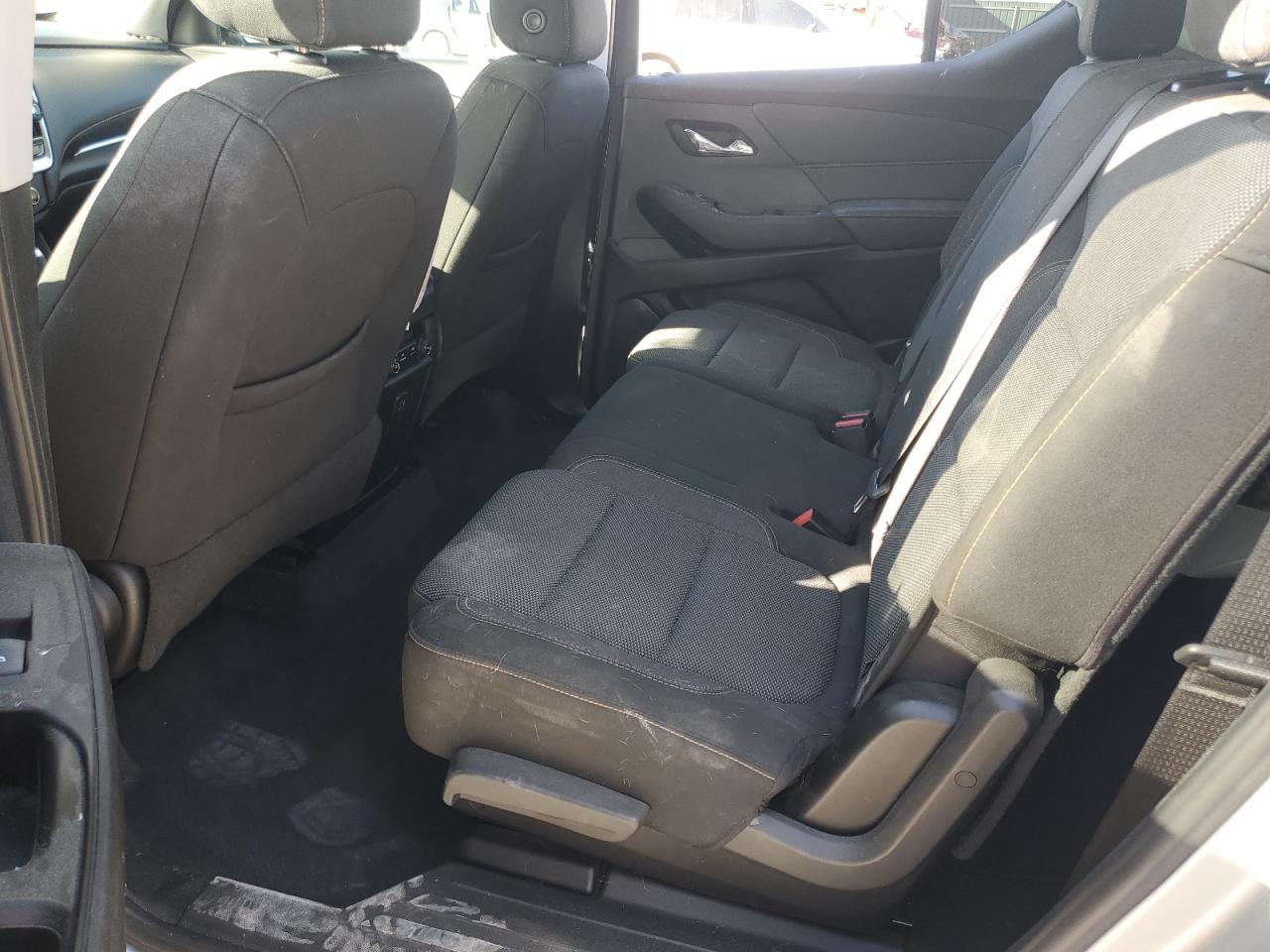 CHEVROLET TRAVERSE LS