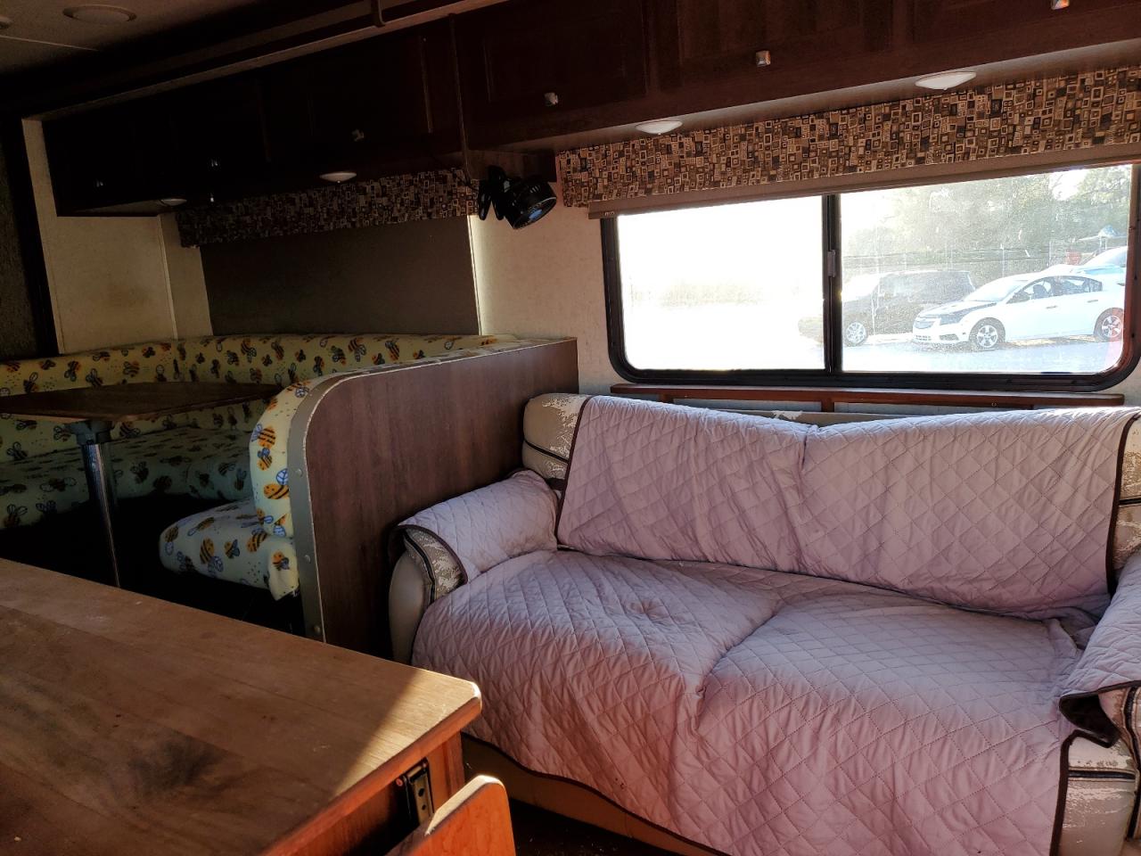 Lot #3311513234 2017 FORD ECONOLINE