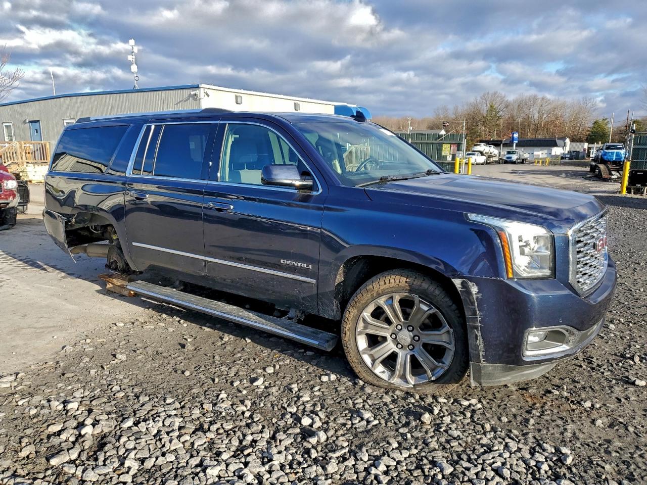 GMC YUKON DENALI
