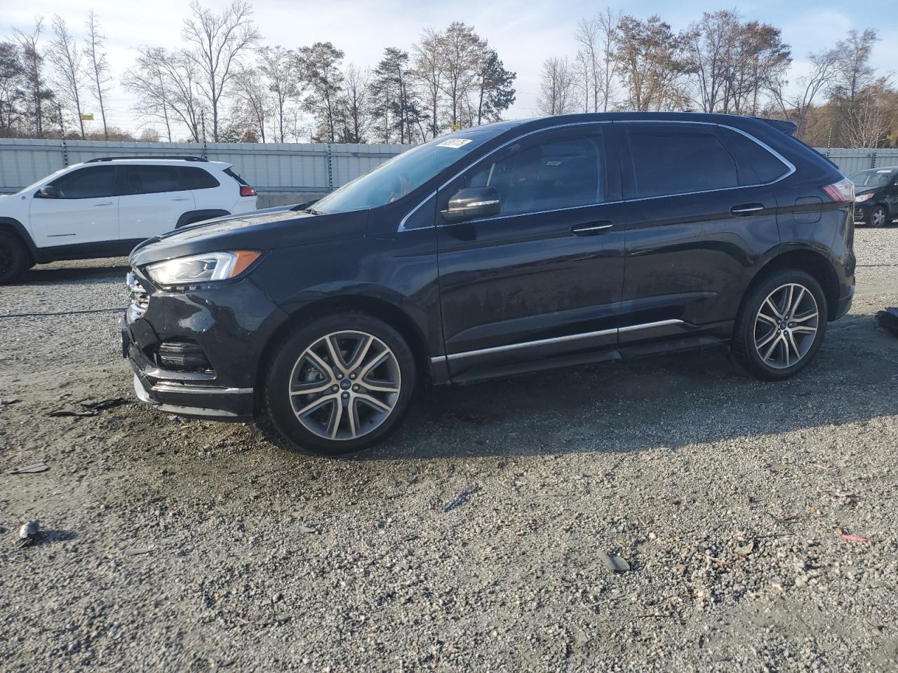 FORD EDGE TITANIUM