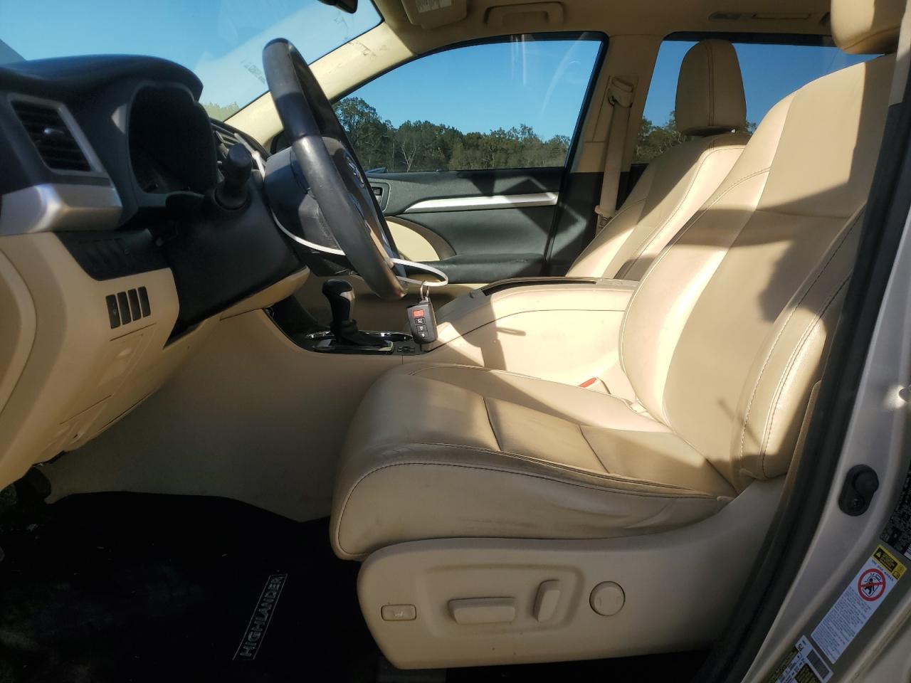 TOYOTA HIGHLANDER XLE