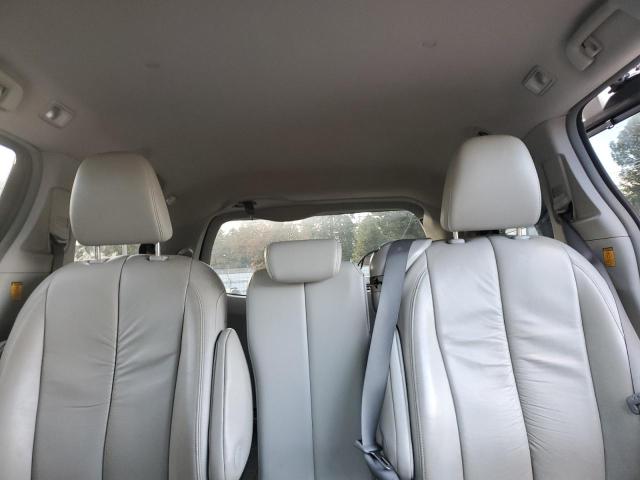 2012 TOYOTA SIENNA XLE #3316081250