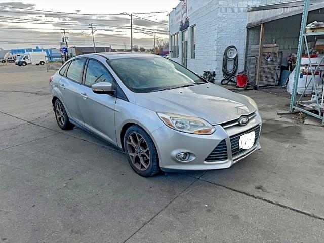 Global Auto Auctions: 2013 FORD FOCUS SE