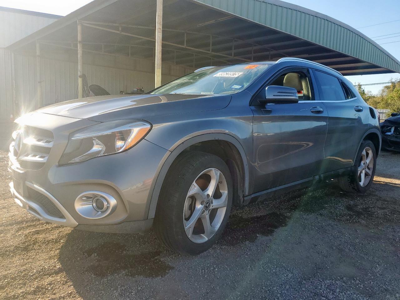 MERCEDES-BENZ GLA-CLASS 250