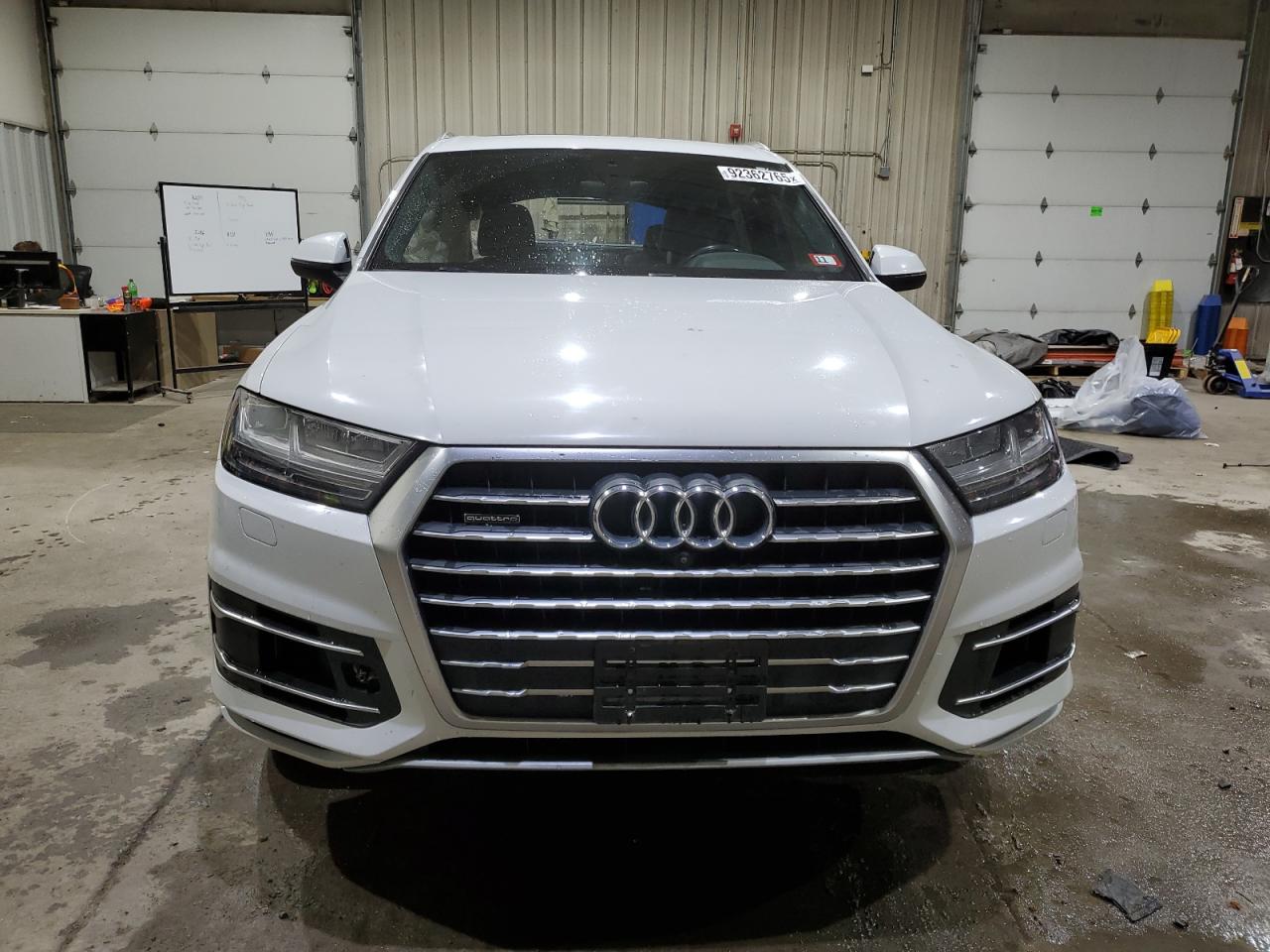 AUDI Q7 PREMIUM PLUS