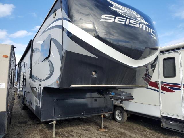 Global Auto Auctions: 2017 JAYCO SEISMIC