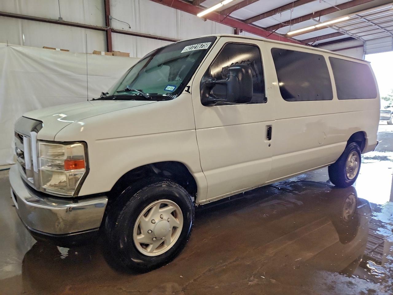 FORD ECONOLINE E350 SUPER DUTY WAGON