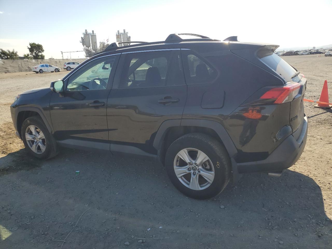 Lot #3318065380 2021 TOYOTA RAV4 XLE