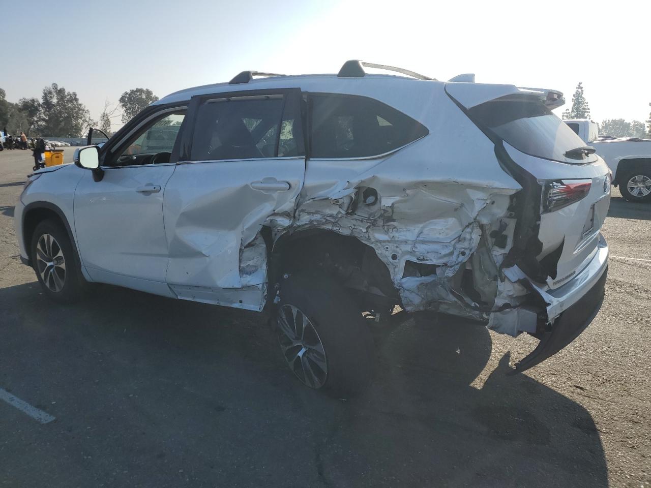 TOYOTA HIGHLANDER XLE