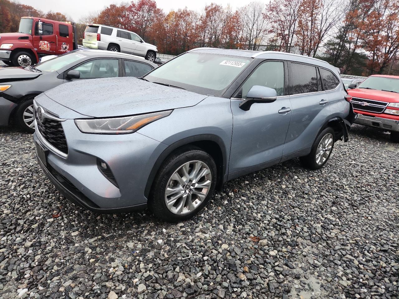 TOYOTA HIGHLANDER LIMITED