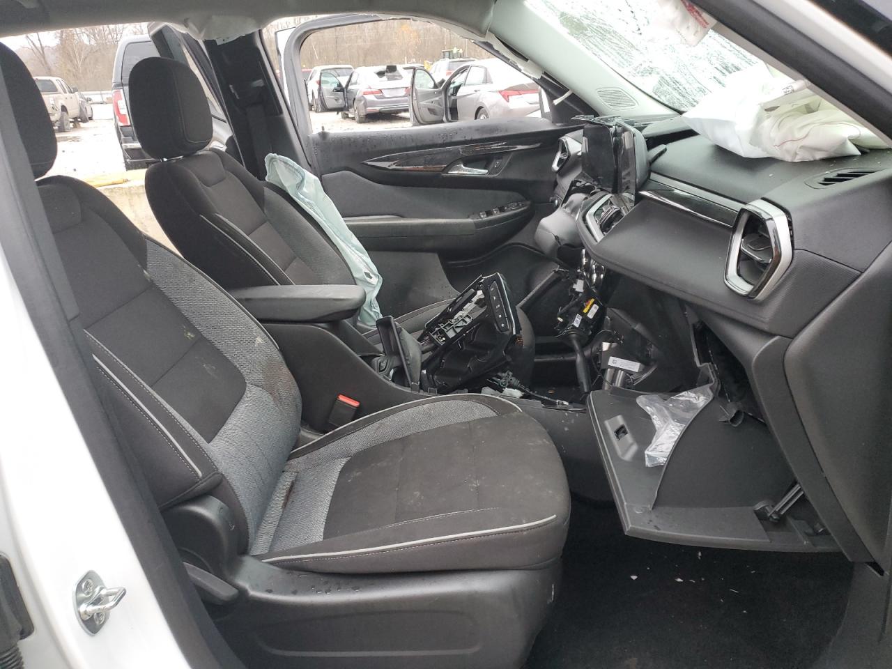 CHEVROLET TRAILBLAZER LT