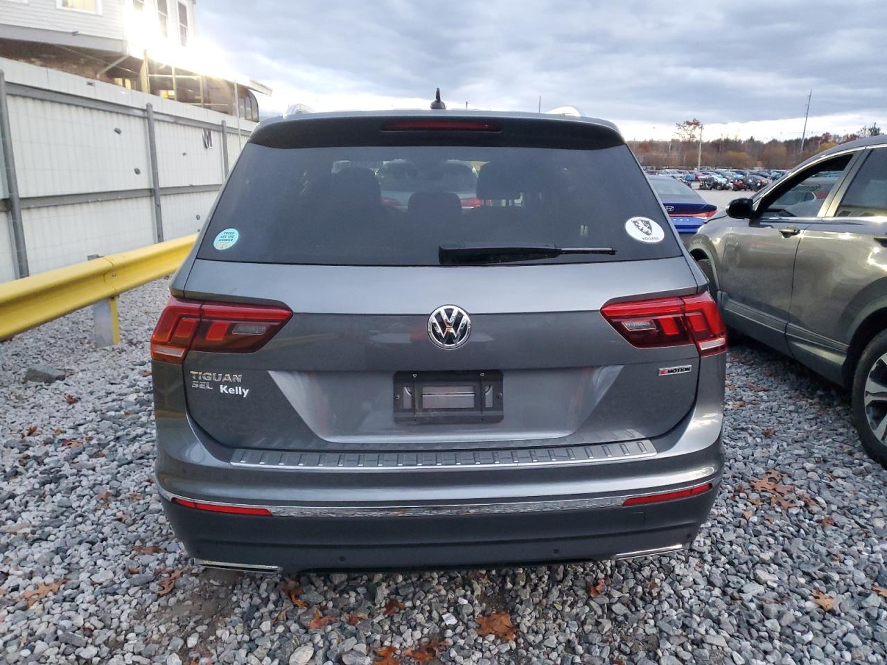 VOLKSWAGEN TIGUAN SE