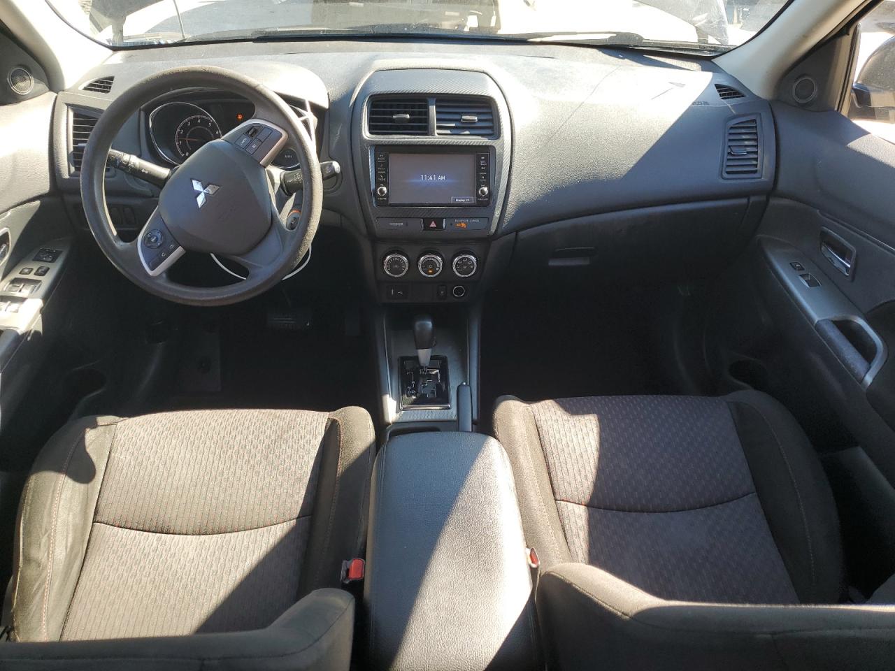 MITSUBISHI OUTLANDER ES