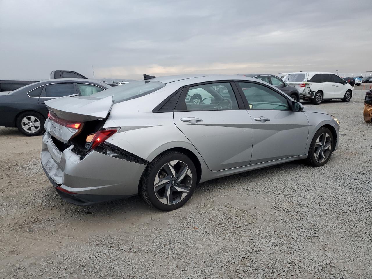 Lot #3316076234 2023 HYUNDAI ELANTRA SE