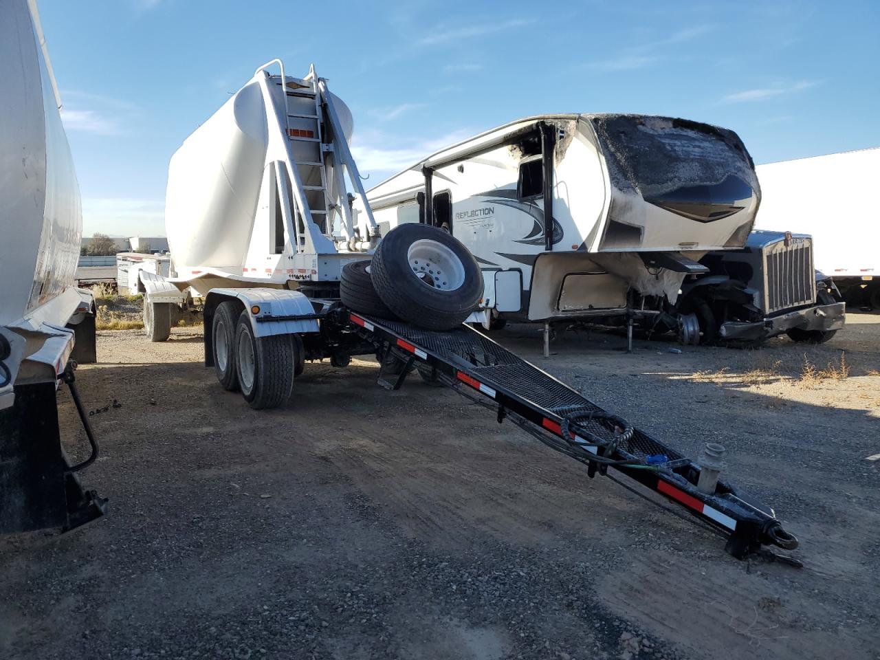 Lot #3293716395 2007 BEALL TRAILER