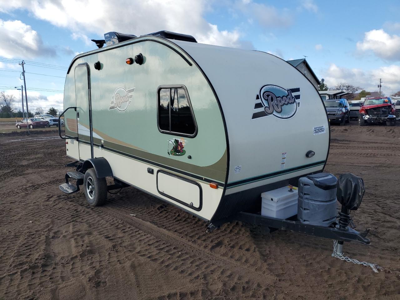 Lot #3310412995 2017 FORE RPOD