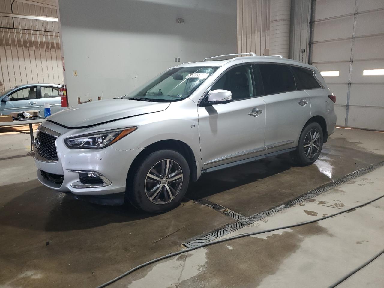 INFINITI QX60