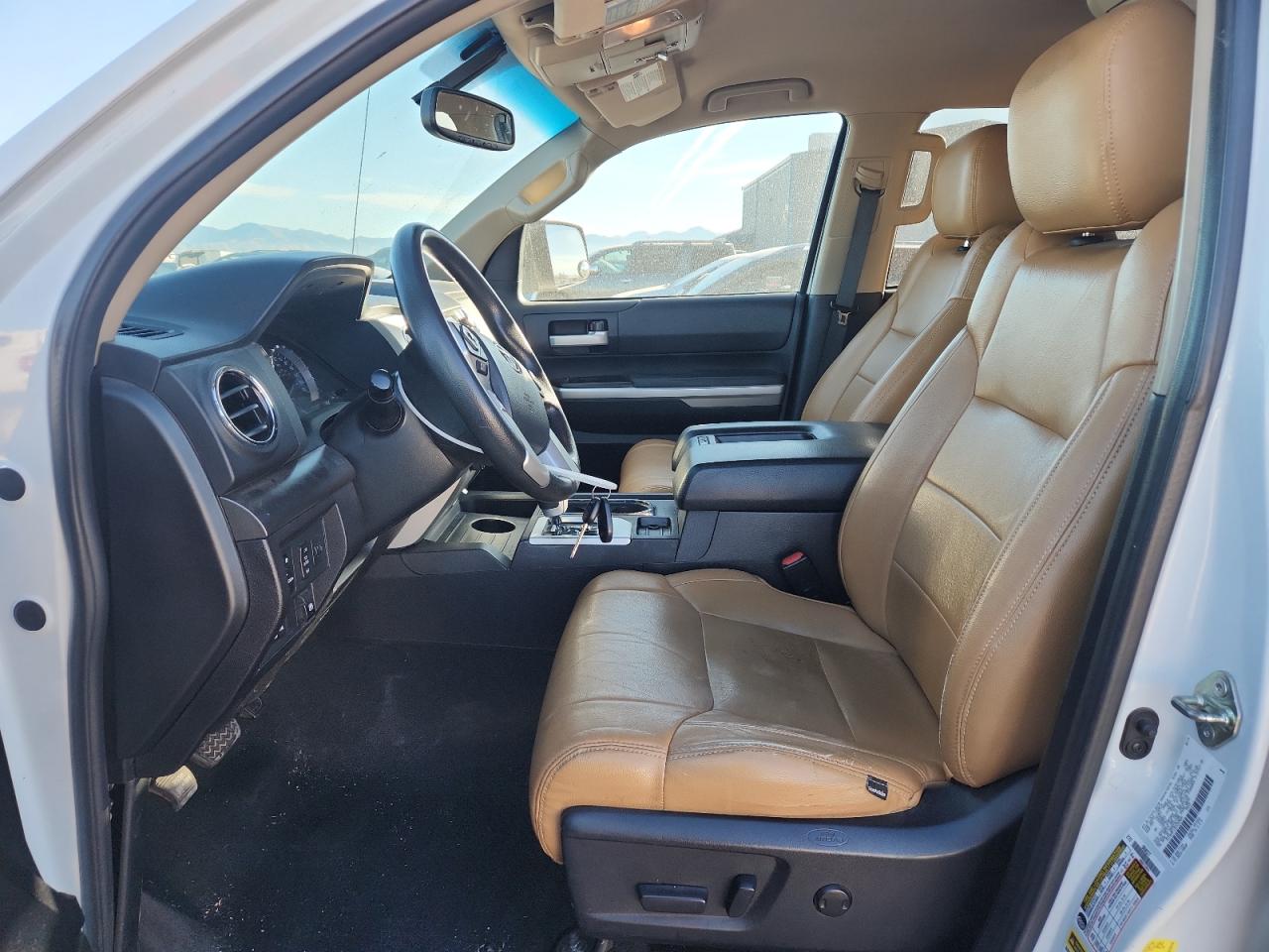 TOYOTA TUNDRA CREWMAX SR5