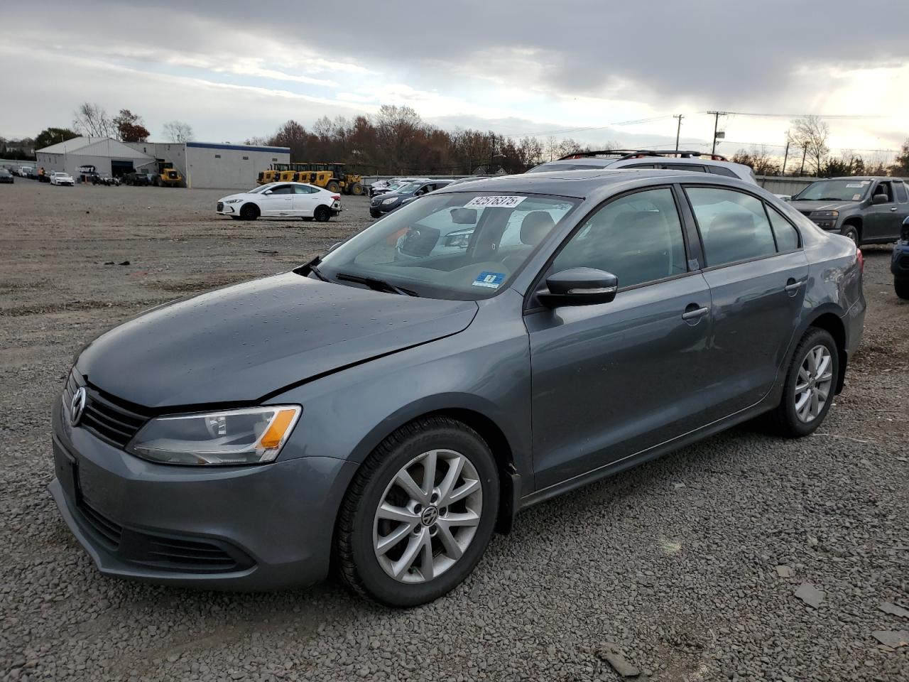 VOLKSWAGEN JETTA SE