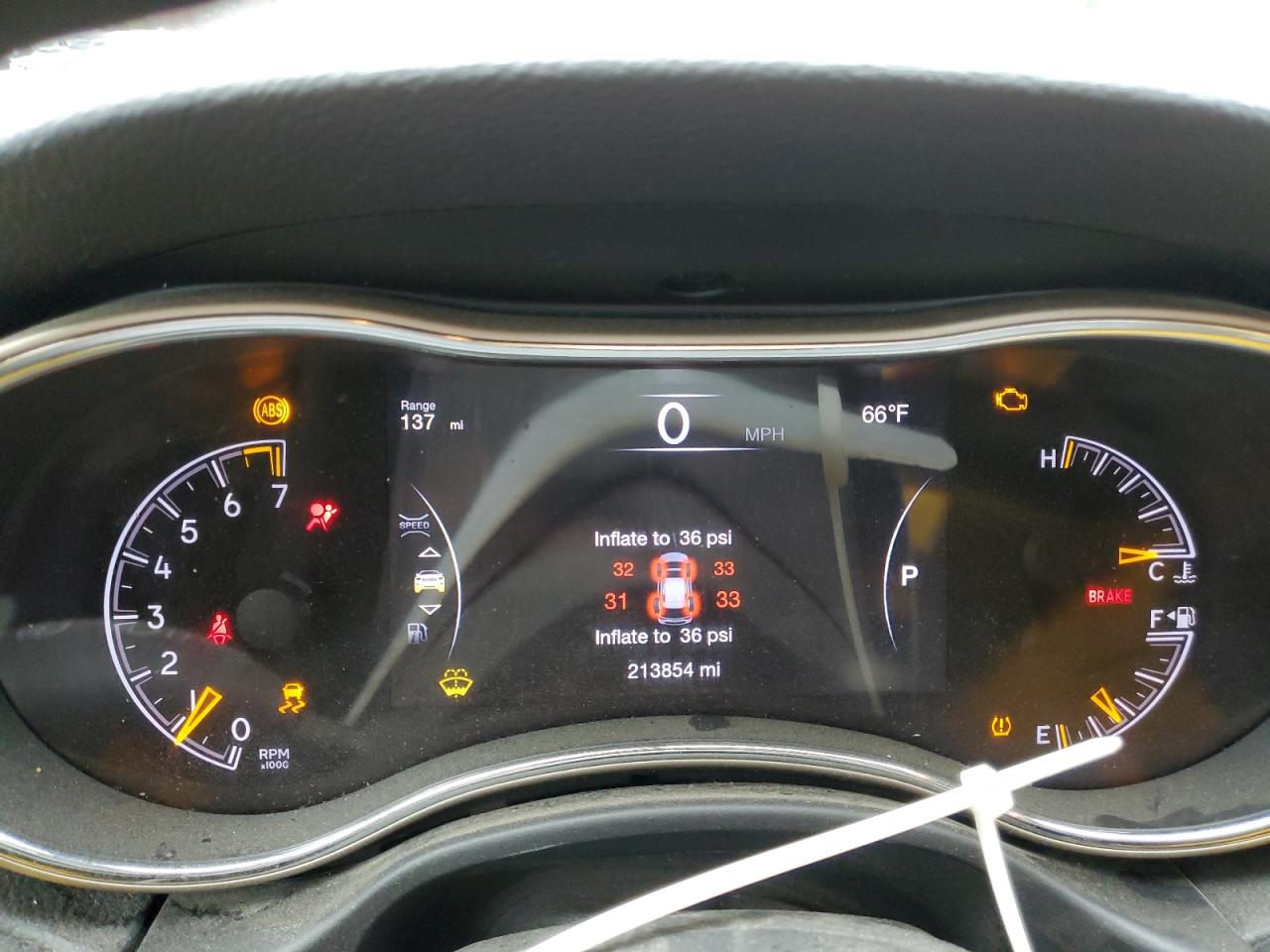 JEEP GRAND CHEROKEE LAREDO