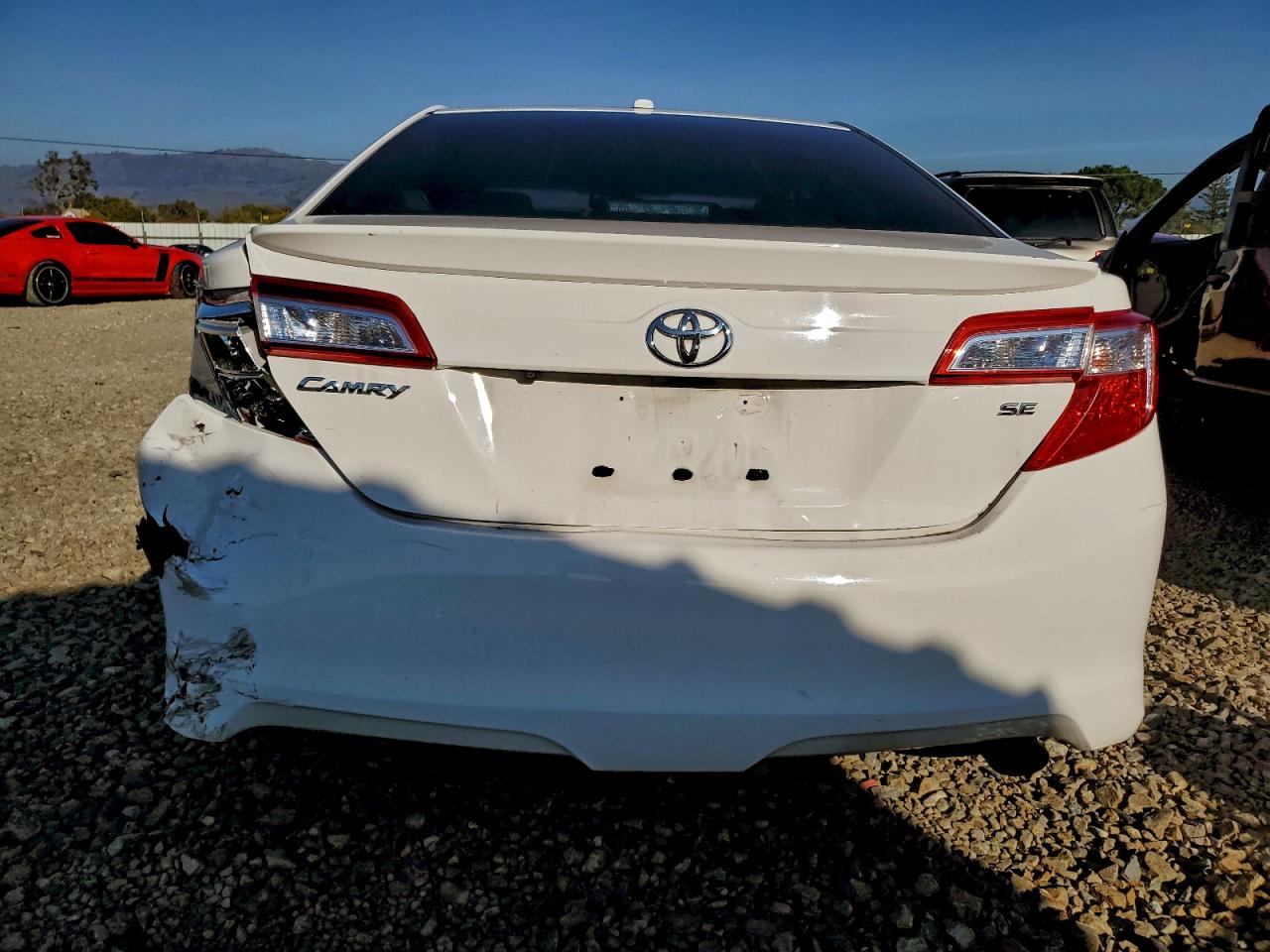 TOYOTA CAMRY BASE