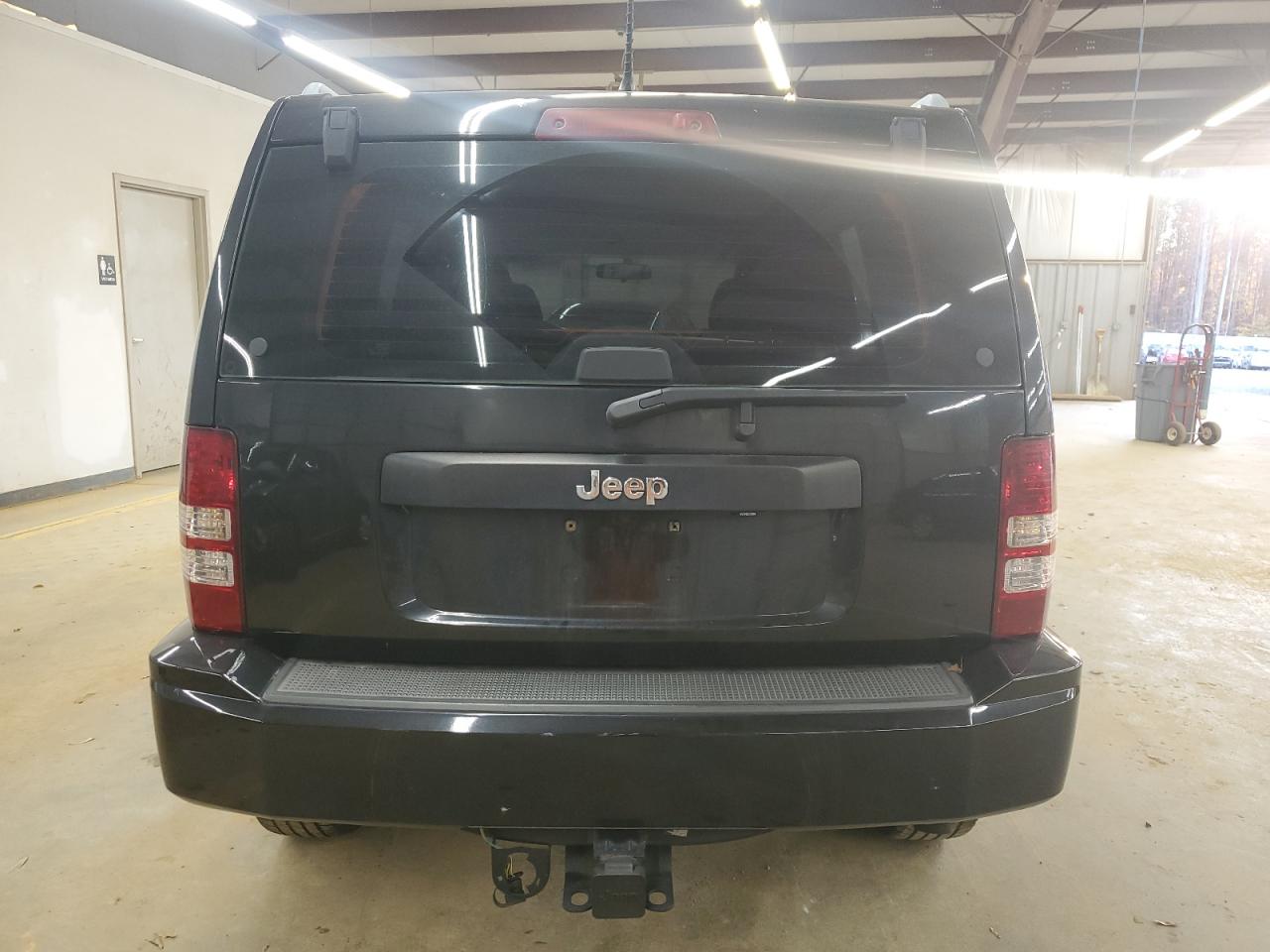 JEEP LIBERTY SPORT