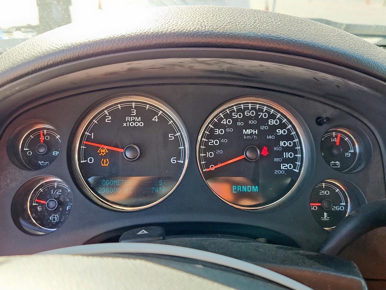 CHEVROLET SUBURBAN C1500 LT