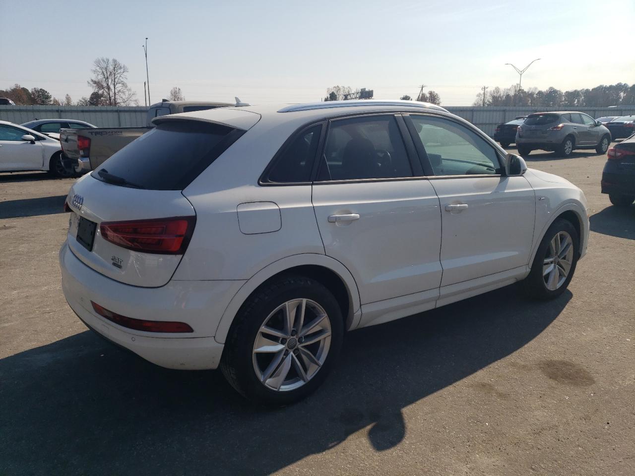 AUDI Q3 PREMIUM
