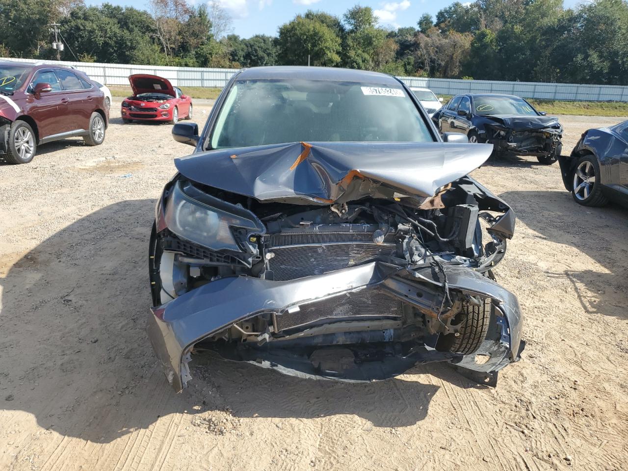 Lot #3311886183 2014 HONDA CR-V LX