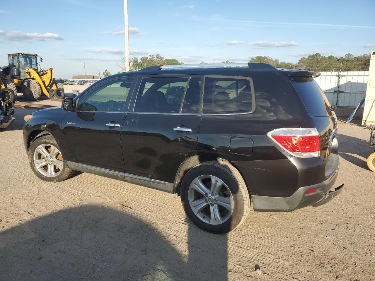 TOYOTA HIGHLANDER LIMITED