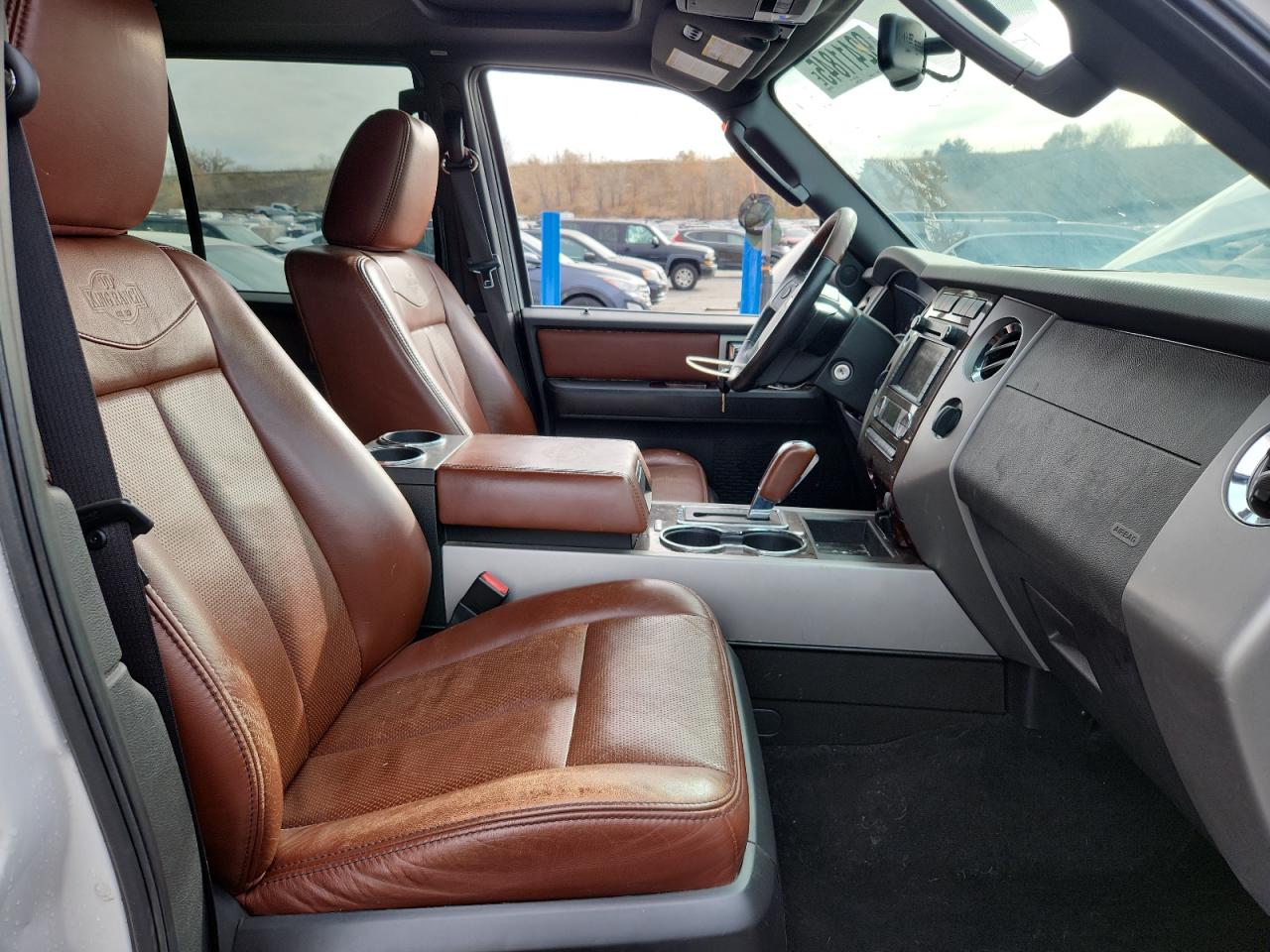 FORD EXPEDITION EL XLT