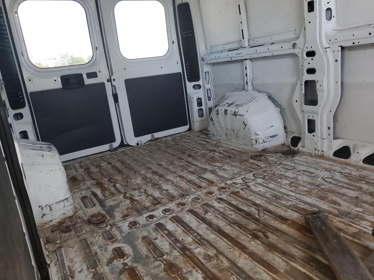 Lot #3302879928 2020 RAM PROMASTER CARGO VAN