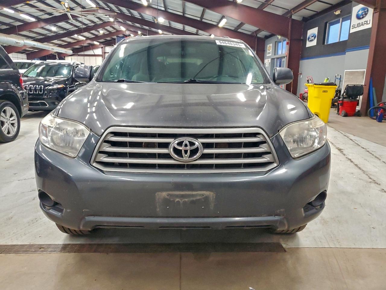 TOYOTA HIGHLANDER