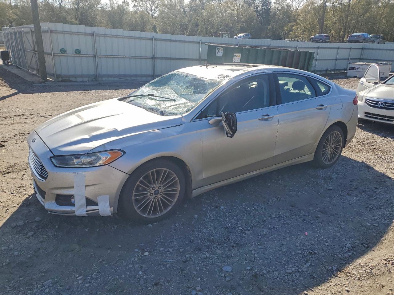 FORD FUSION SE