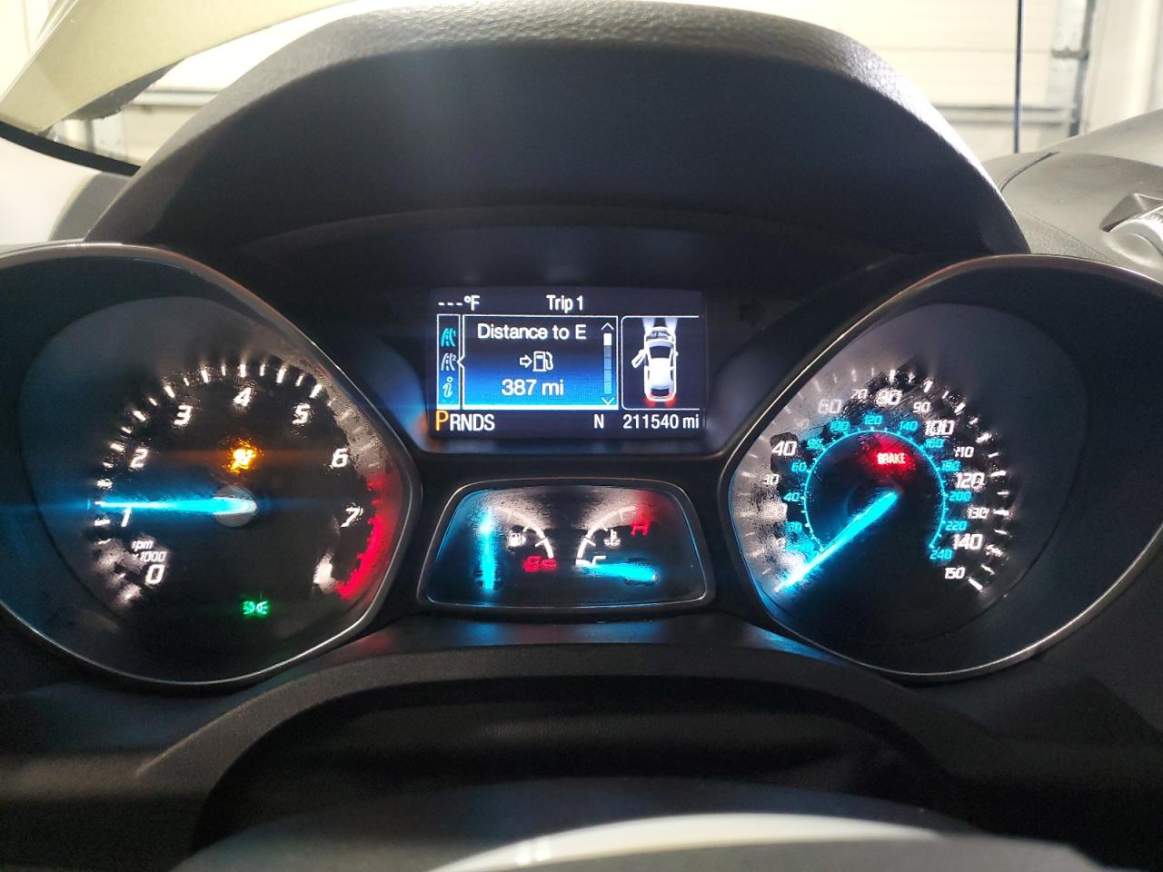 FORD ESCAPE TITANIUM