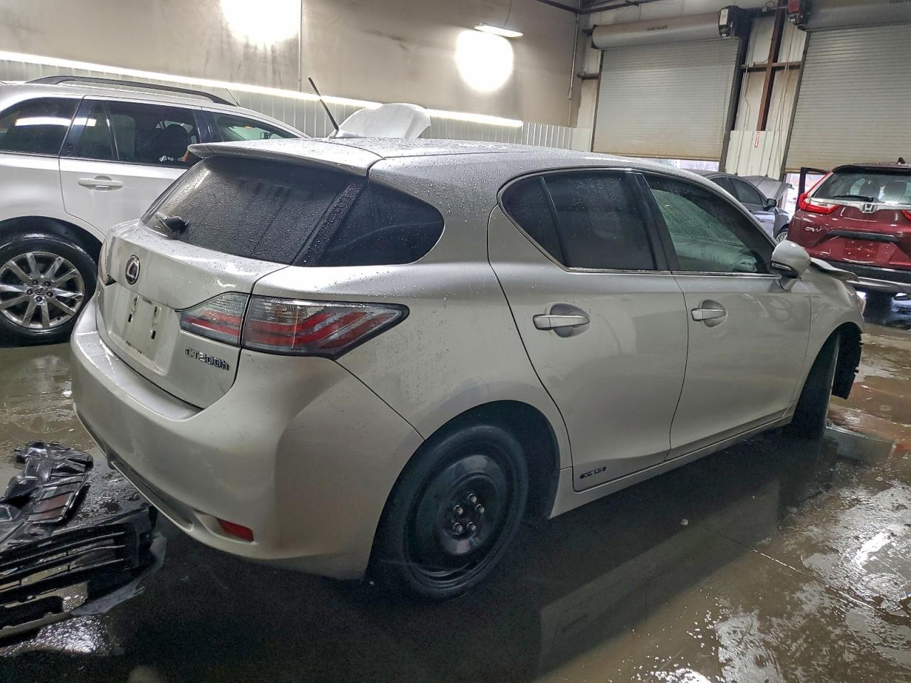 LEXUS CT 200H 200