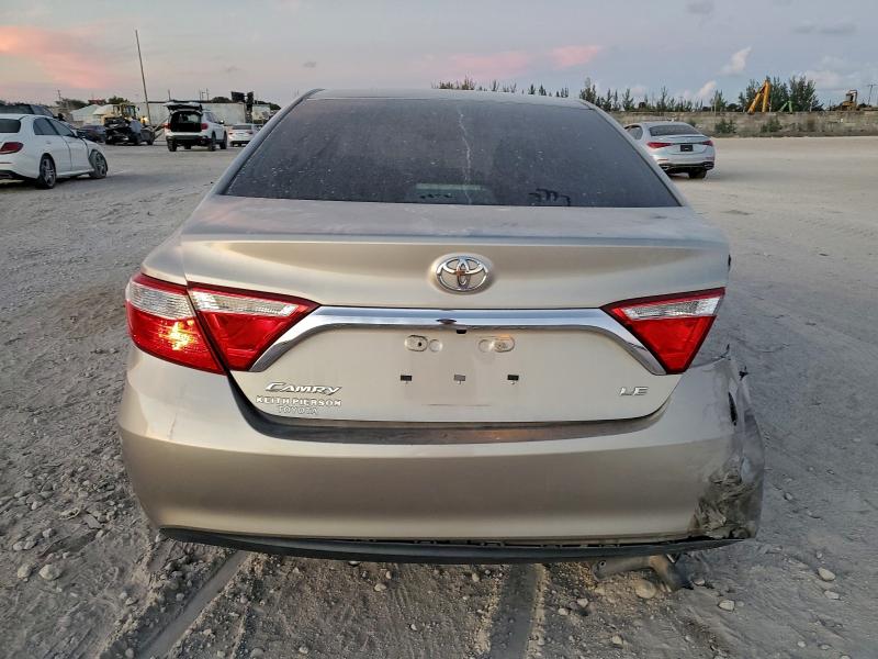 2015 TOYOTA CAMRY LE #3302831937