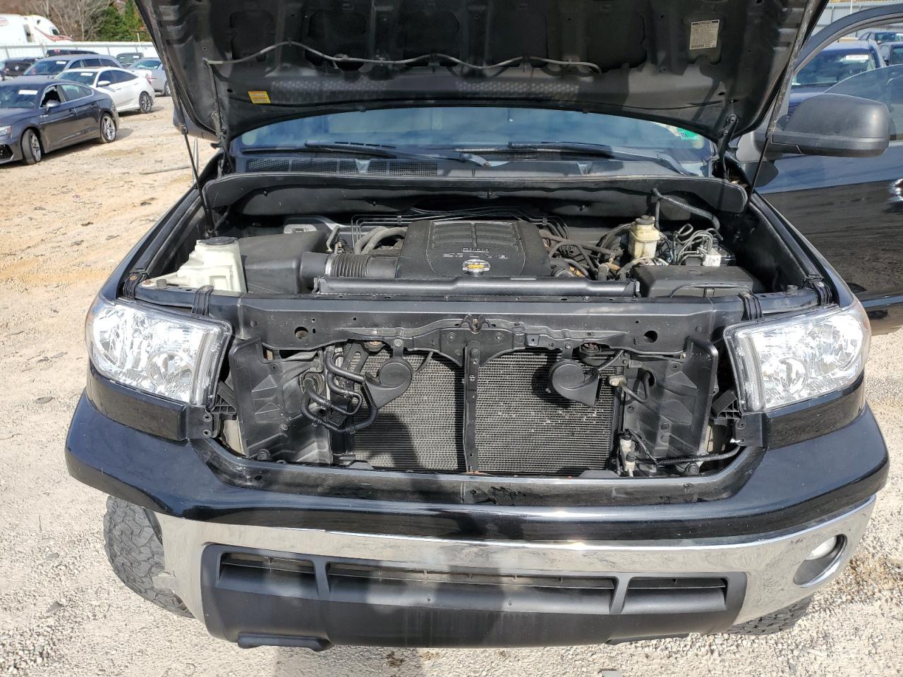 TOYOTA TUNDRA DOUBLE CAB SR5