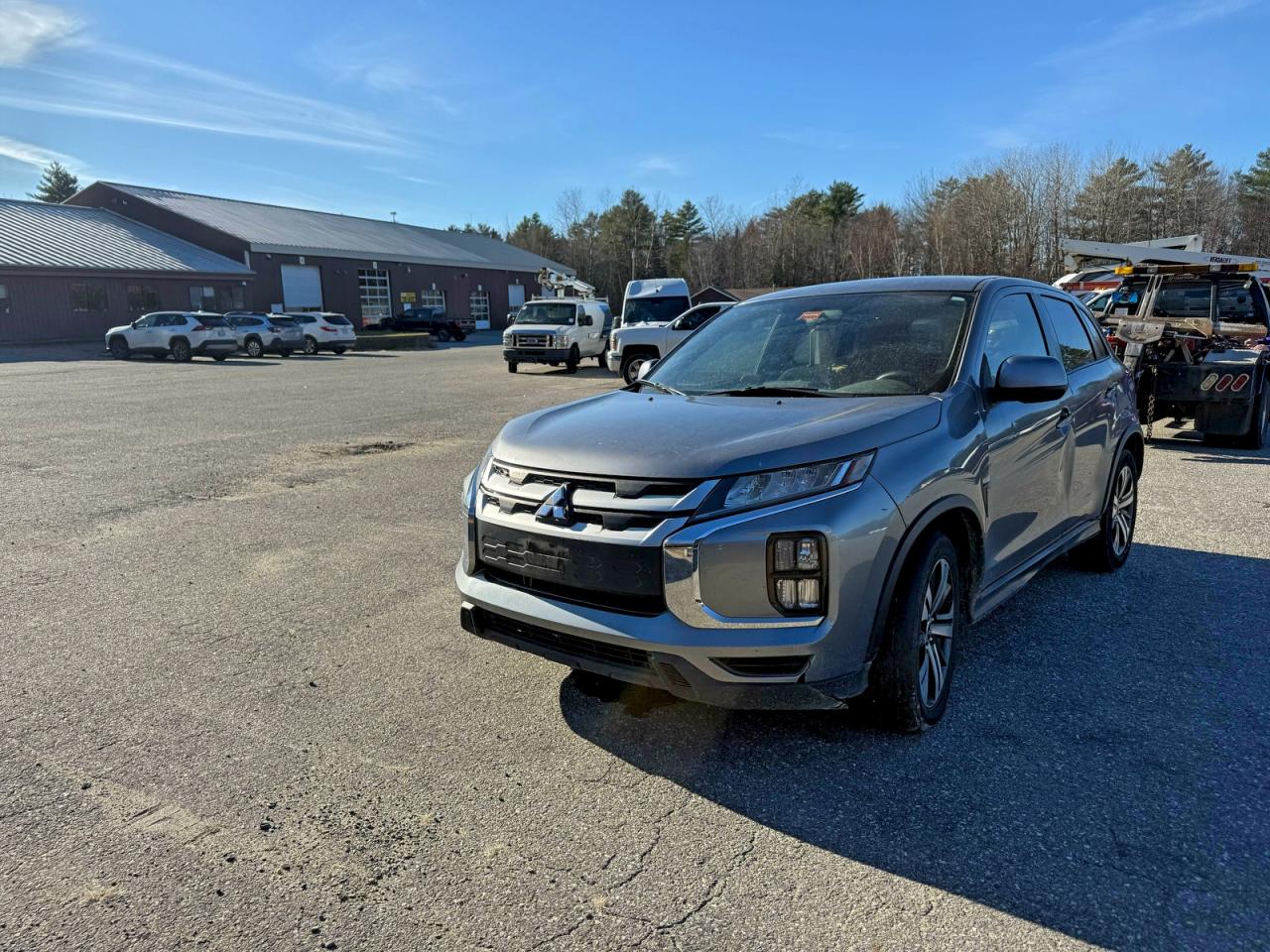 MITSUBISHI OUTLANDER ES