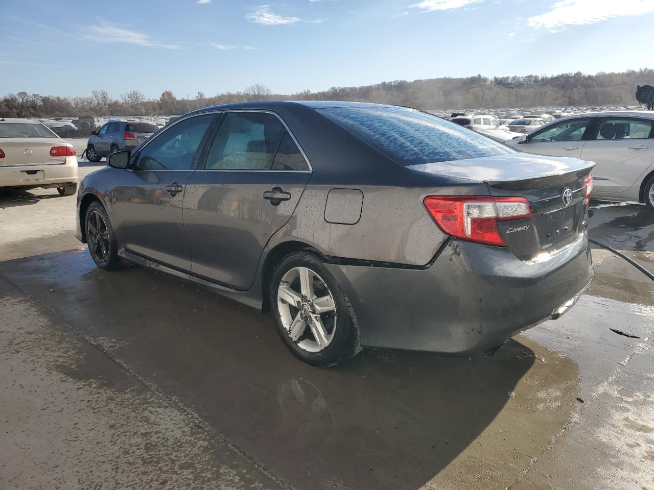 TOYOTA CAMRY L
