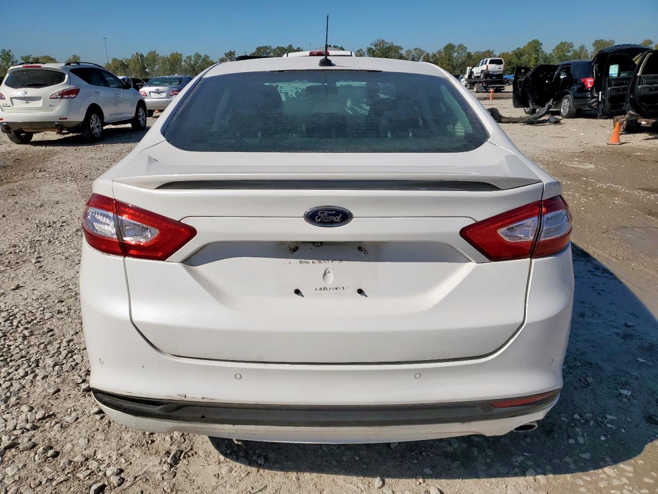 FORD FUSION SE