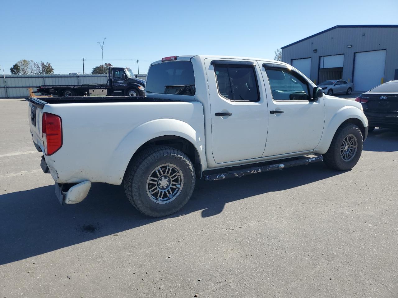 NISSAN FRONTIER S