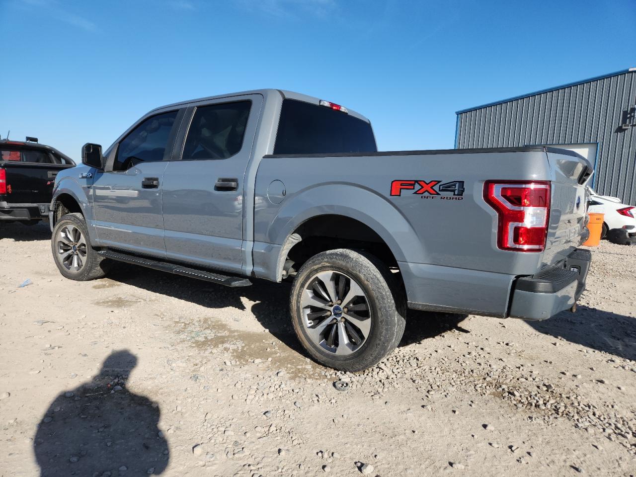 FORD F-150 SUPERCREW