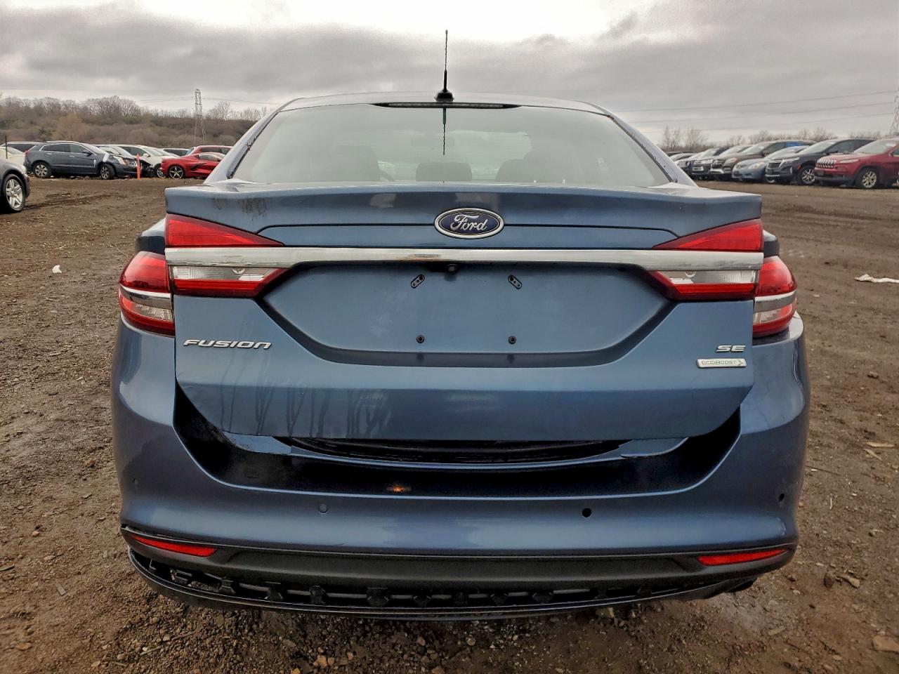 FORD FUSION SE