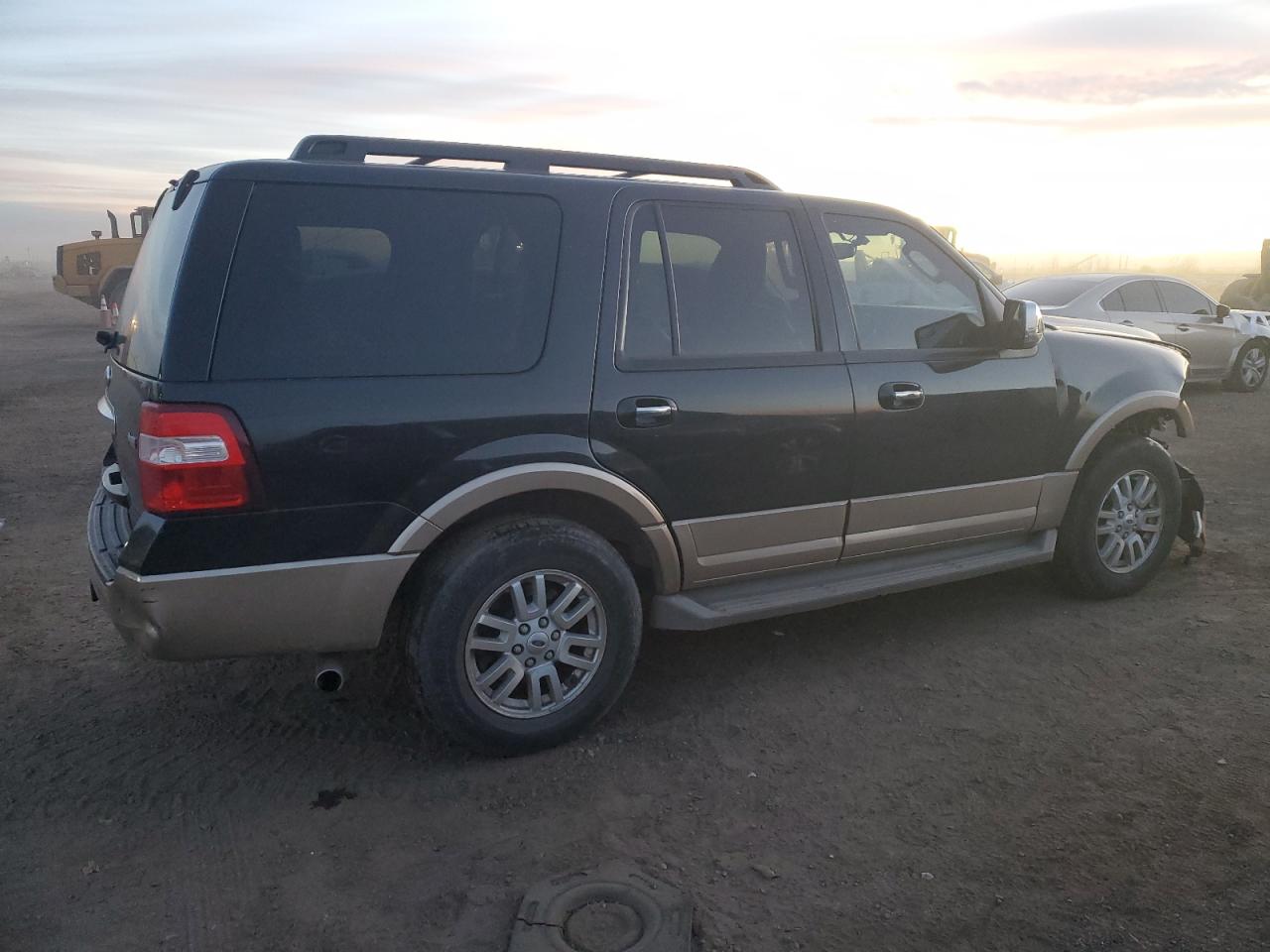 FORD EXPEDITION XLT