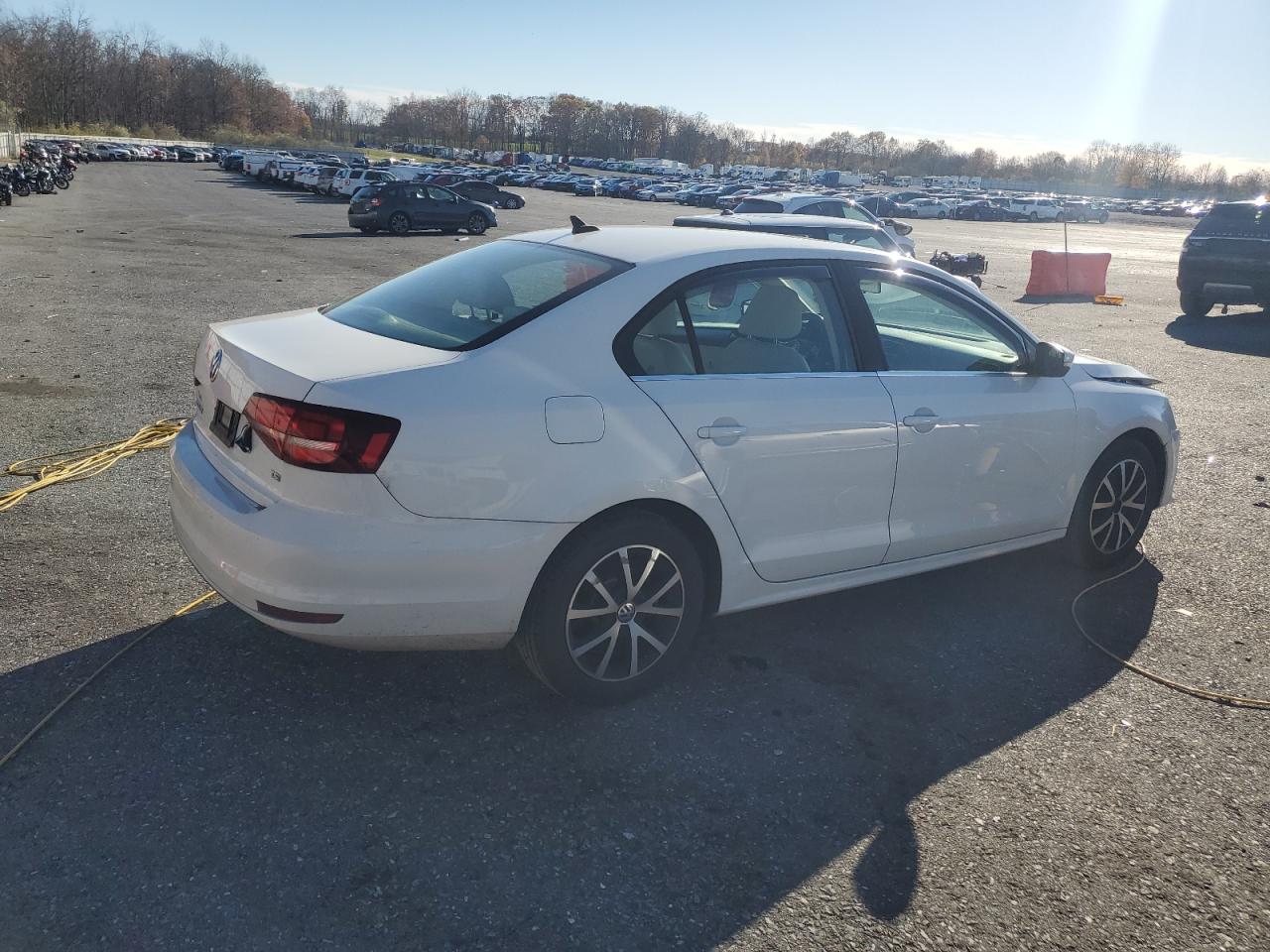 VOLKSWAGEN JETTA SE