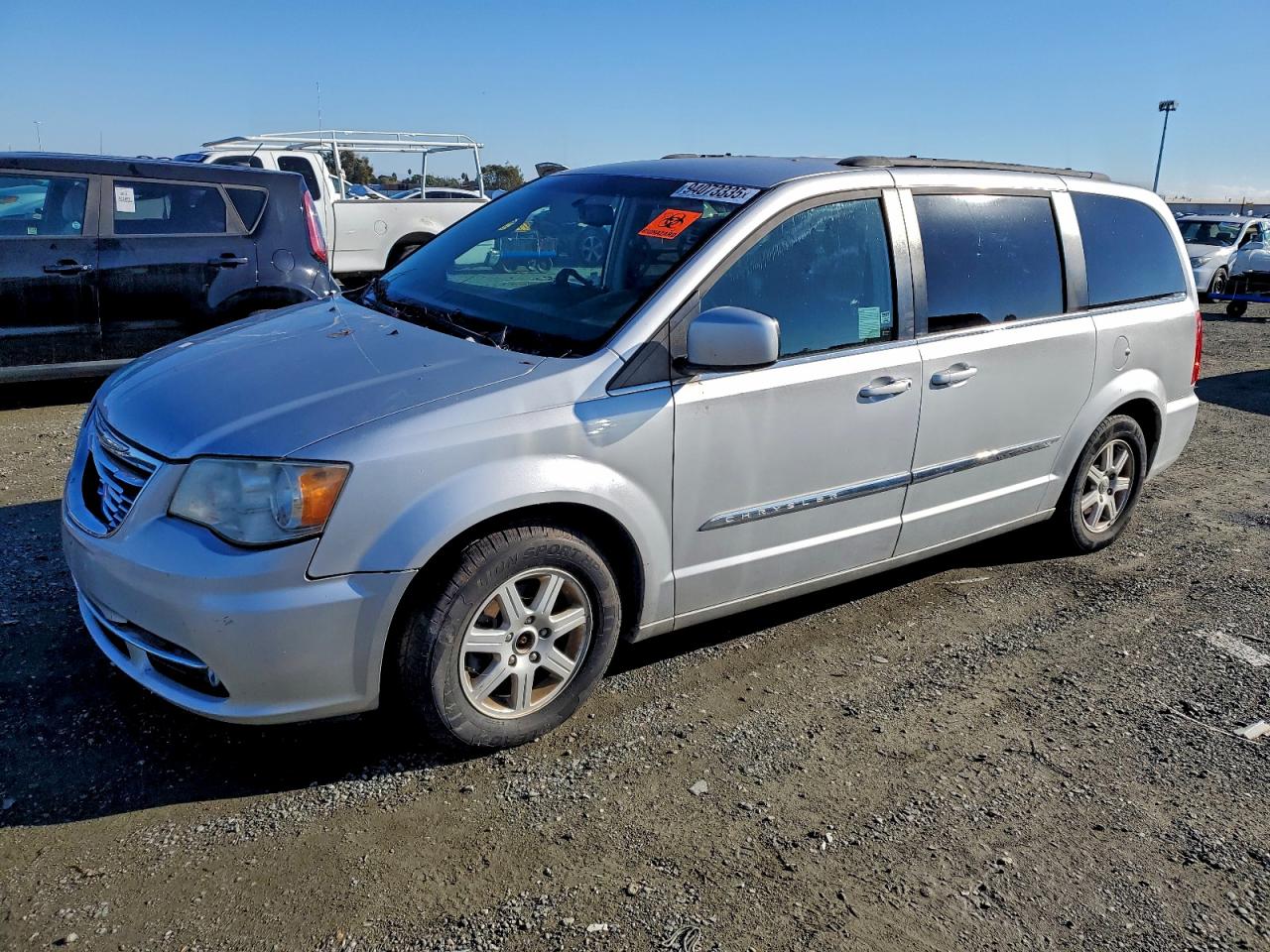 CHRYSLER TOWN & COUNTRY TOURING