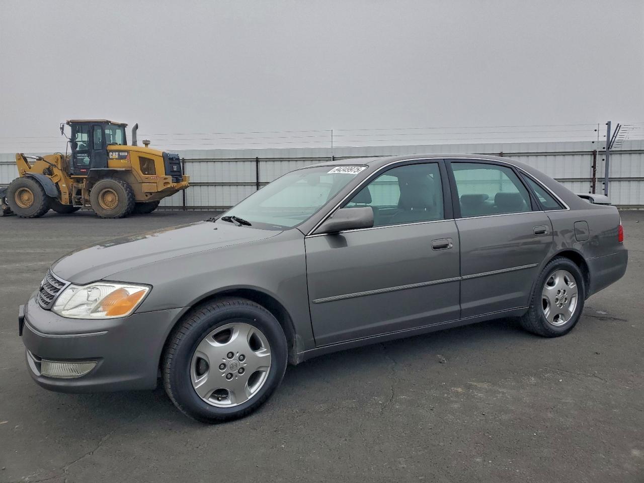 Lot #3302632044 2004 TOYOTA AVALON XL