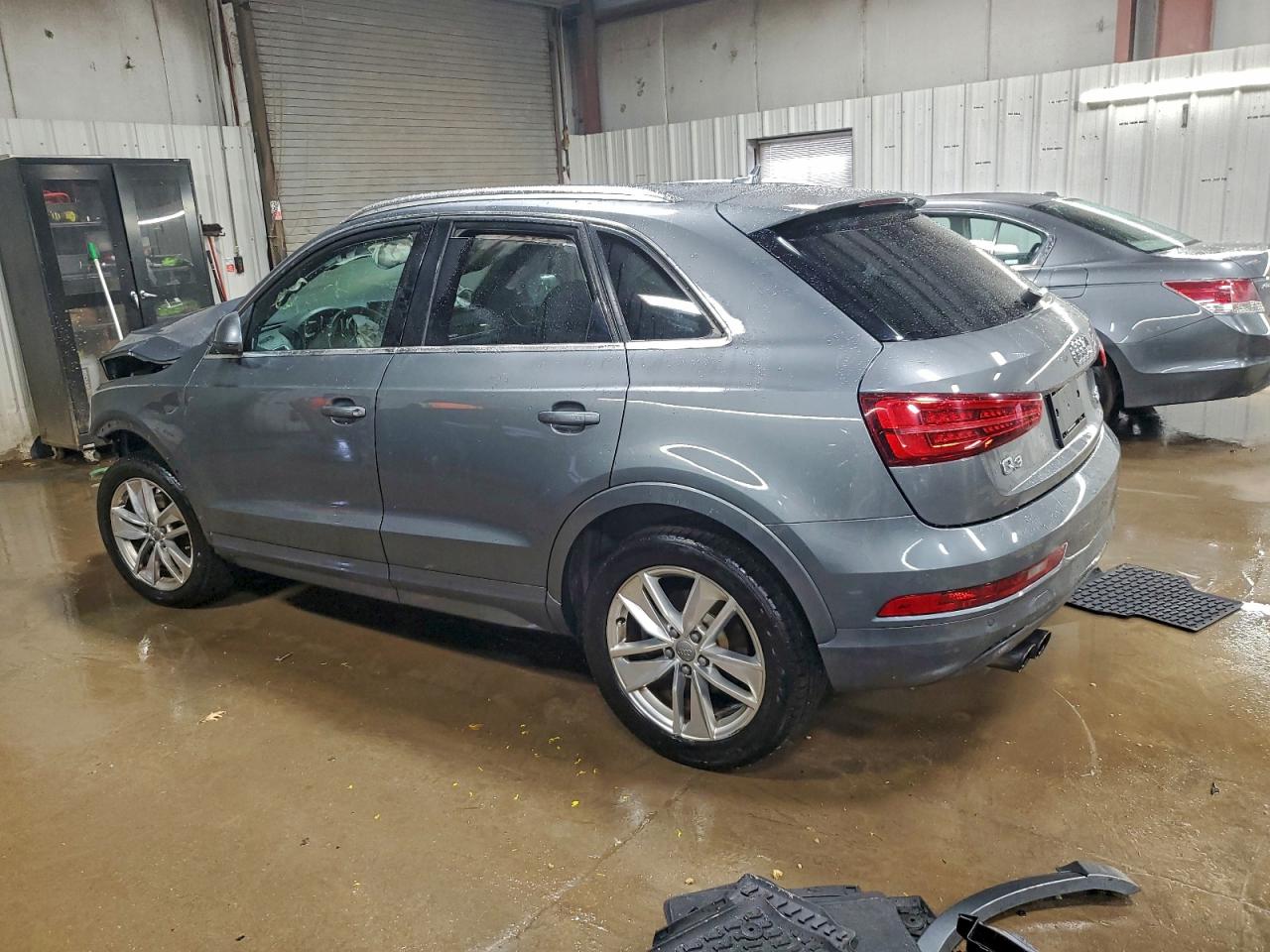 AUDI Q3 PREMIUM PLUS
